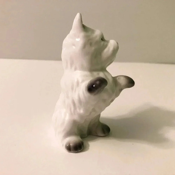 Vintage Miniature Scottish Terrier Dog Puppy Dog Figurine Bone China Taiwan - Picture 4 of 9